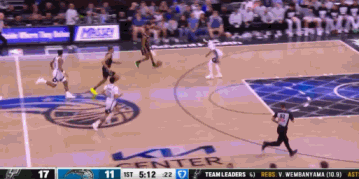 北卡黑鹰回来了?巴恩斯弹无虚发 三分五连击&首节6中6开局