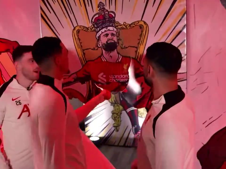 欧战大战前，阿诺德当着萨拉赫的面??邦邦揍埃及法老