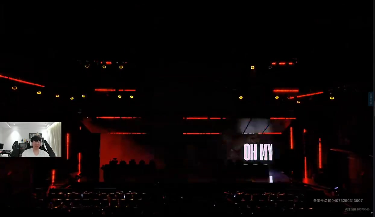 宁王：TES陀螺的梗就是赶上了，出来就被抽了，又发现队标像陀螺